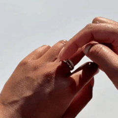 TRANQUILITY SLIDING RING