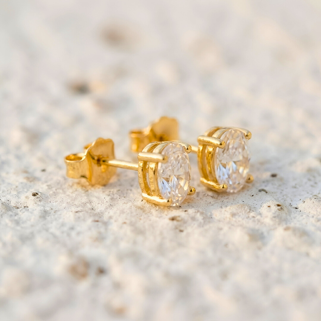 Oval Light Point Earrings