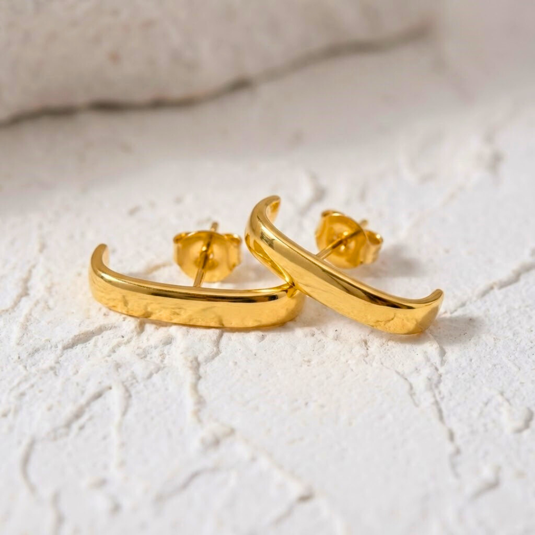 Gold Curved Bar J-Hoop