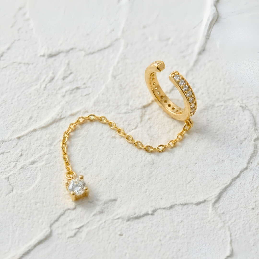 Ear Cuff with Chain and Light Point