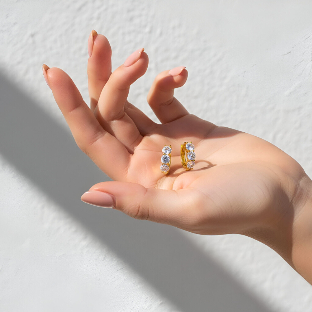 Huggie Trilogy with Zirconia