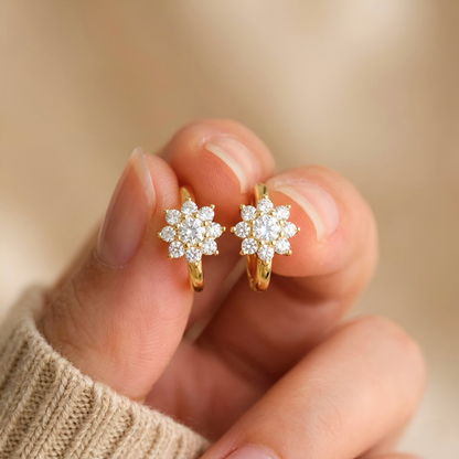 Gold Earrings with Zircon Daisy