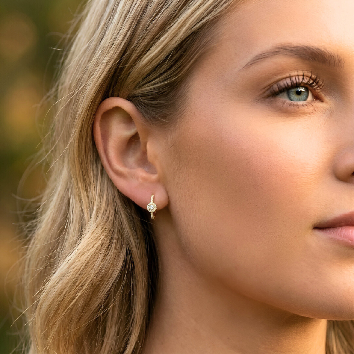 Gold Earrings with Light Point and Pavé