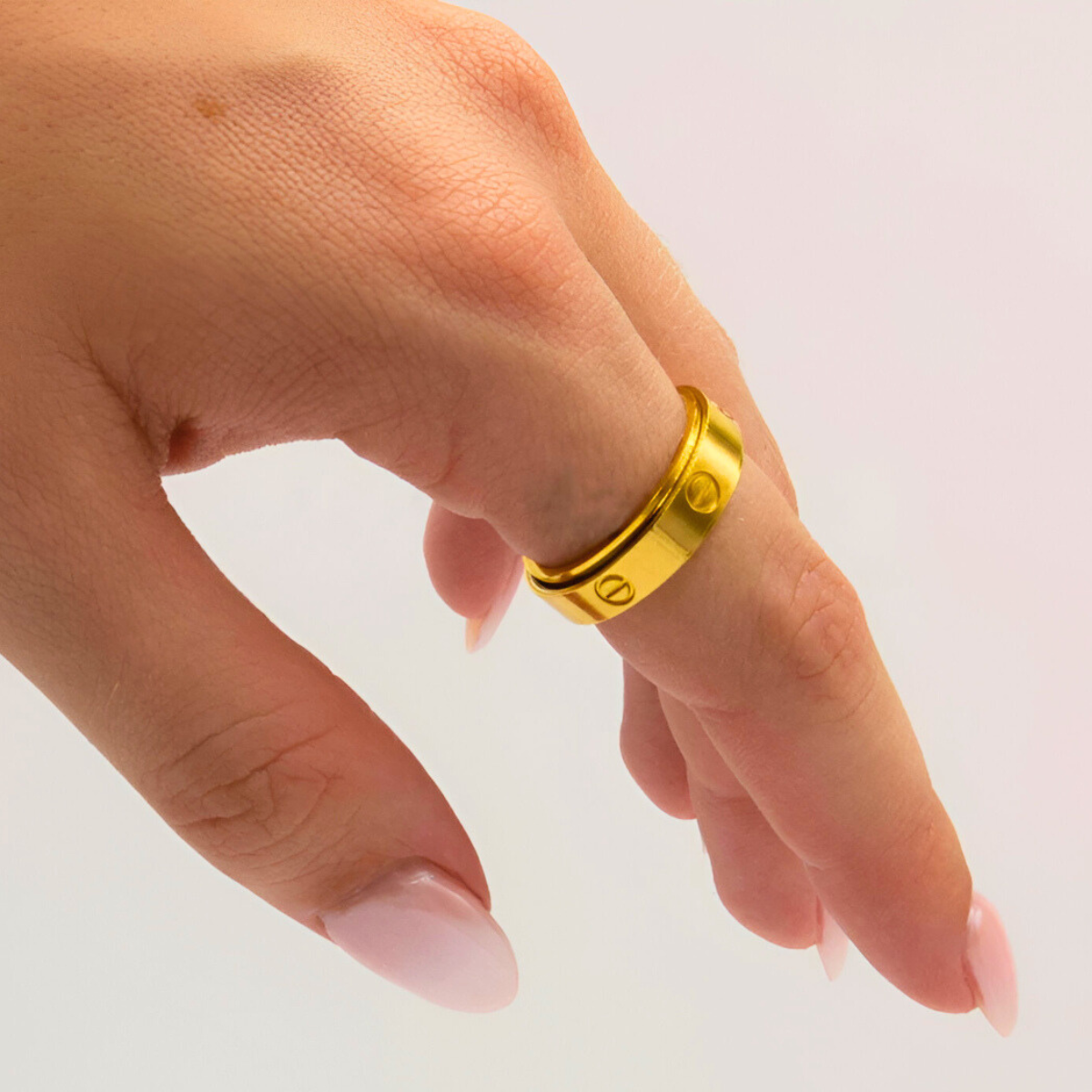 MINUS ROTATING RING